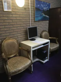 Hotel De Weyman - Coin salon dans le hall
