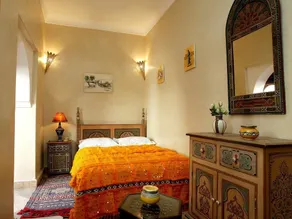 Riad Julia - Camera