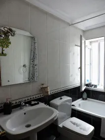 Cozy Apartment Near the Center 1-4 pp - Badezimmer
