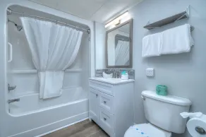 Camelot by the Sea - Badezimmer