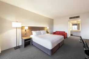 DoubleTree by Hilton Alice Springs - Room