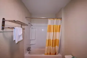 Motel 19 By Capital O Baytown I-10 - Badrum