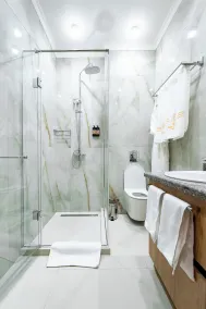 Mardan Hotel - Bathroom