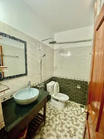 Chez Loan Hotel - Bathroom