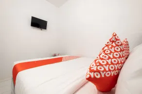 Hotel O Brosta - Zimmer