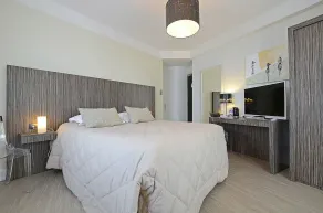 Hôtel La Réserve - Room