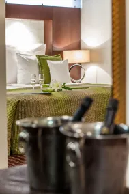Hotel Cubix - Room