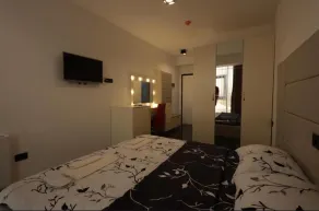 Hotel ema - Zimmer