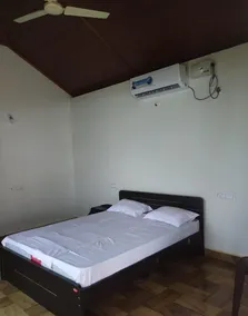 Trippr Gokarna - Beach Hostel - Room