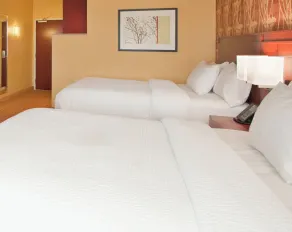Courtyard by Marriott Pittsburgh North/Cranberry Woods - Rum