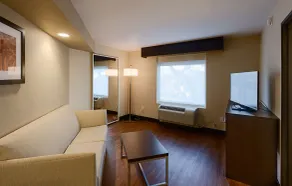 Holiday Inn Express & Suites San Antonio Medical - Six Flags by IHG - Chambre