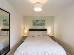 10 Beach View @ Beaconsfield House - Room