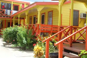 Julia's Beachfront Guesthouse and Cabanas - Room