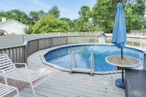 Above-Ground Pool & Backyard at Murfreesboro Home! - Interiör