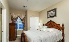 Hot Spot at Desert Ridge By Signature Vacation R - Room