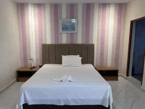 Apartments Plaza Hotel - Room