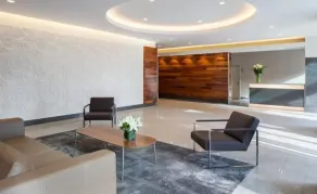 Hudson Suites at Newport - Siddeområde i lobbyen