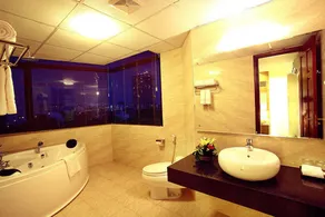 Riverside Hanoi Hotel - Bathroom