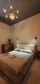 Charming 18th Century Italian Retreat in Malnate, Italy - Værelse