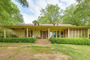 Waterfront Home w/ Playground Near Degray & Caddo! - Interni