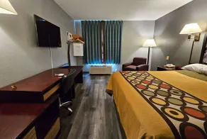 Super 8 by Wyndham Cloverdale IN - Chambre