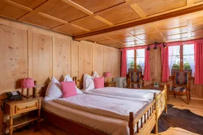 Swiss-Chalet Merlischachen - Historik Chalet-Hotel Lodge - Chambre