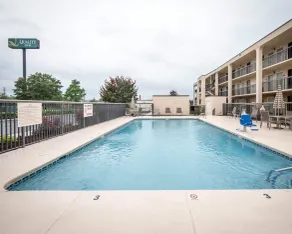 Quality Inn Merchants Drive - Piscine