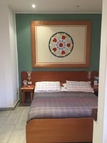 International Garibaldi - Room