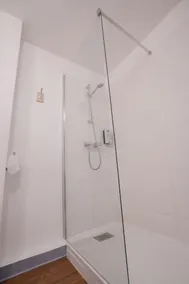  Brit Hotel Essentiel CHOLET - Salle de bain