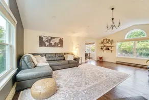 Mtn-view Escape w/ Large Yard in Duncansville! - Interiör