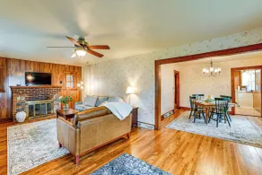 Home 7 Mi to Binghamton University! - Interior