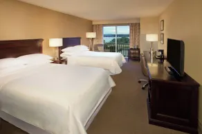 Sheraton Louisville Riverside by Marriott - Room