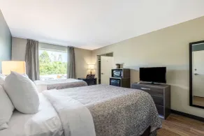 Econo Lodge Dayton North - Room