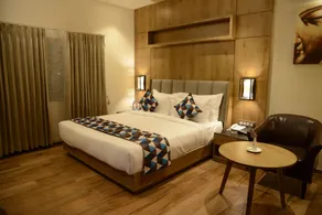 Lords Inn Jamnagar -Motikhavdi - Room