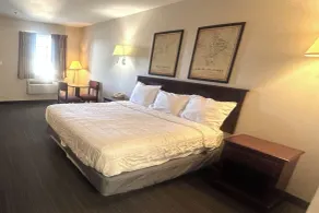 Osage Village Inn Near Lake Ozarks US 54 - Chambre