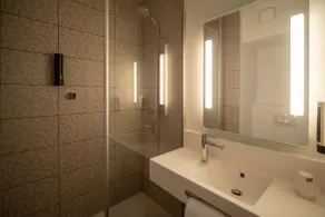 B&B HOTEL Rennes Parc Expo Aéroport - Badezimmer