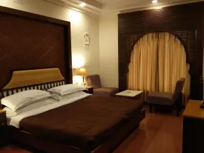 Hotel Hilltop Palace - Room
