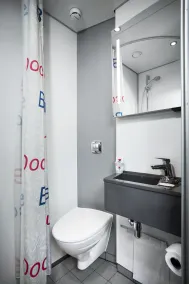 Cabinn Copenhagen - Bathroom