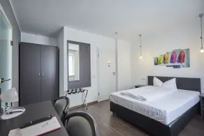 Double room, shower or bath, toilet, standard - Camera