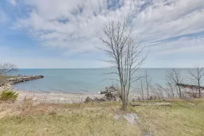 Lake Michigan Vacation Rental w/ Private Beach! - Interior