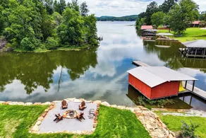 Private Boat Launch & Dock! Huge Lay Lake Retreat - Innenbereich