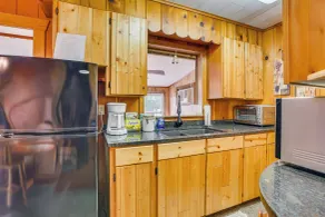 Cozy Wisconsin Cabin: Walk to Beach & Boat Ramp! - Eget kök