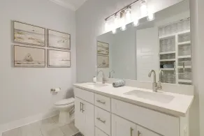 Bright Foley Home w/ Patio - 7 Mi to Wharf & Beach - Innenbereich