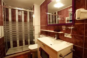 Apartamentos Hervasypunto - Badrum