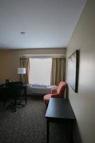 The Sleepy Owl - Room