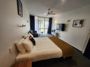 U Studios Paraparaumu, SureStay Collection by BW - Habitación