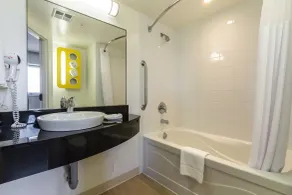 Motel 6-Kingston, ON - Salle de bain