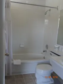Hospitality Inn - Badezimmer