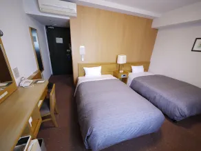 Hotel Route-Inn Oita Ekimae - Habitación