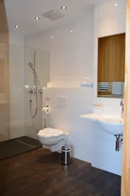 Gasthof Hirschen - Bathroom